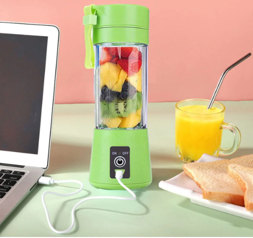 Portable USB Rechargeable Blender Juicer Bottle – Mini Cordless Smoothie Maker for Fruits, Shakes & Ice Crushing (Random Color)