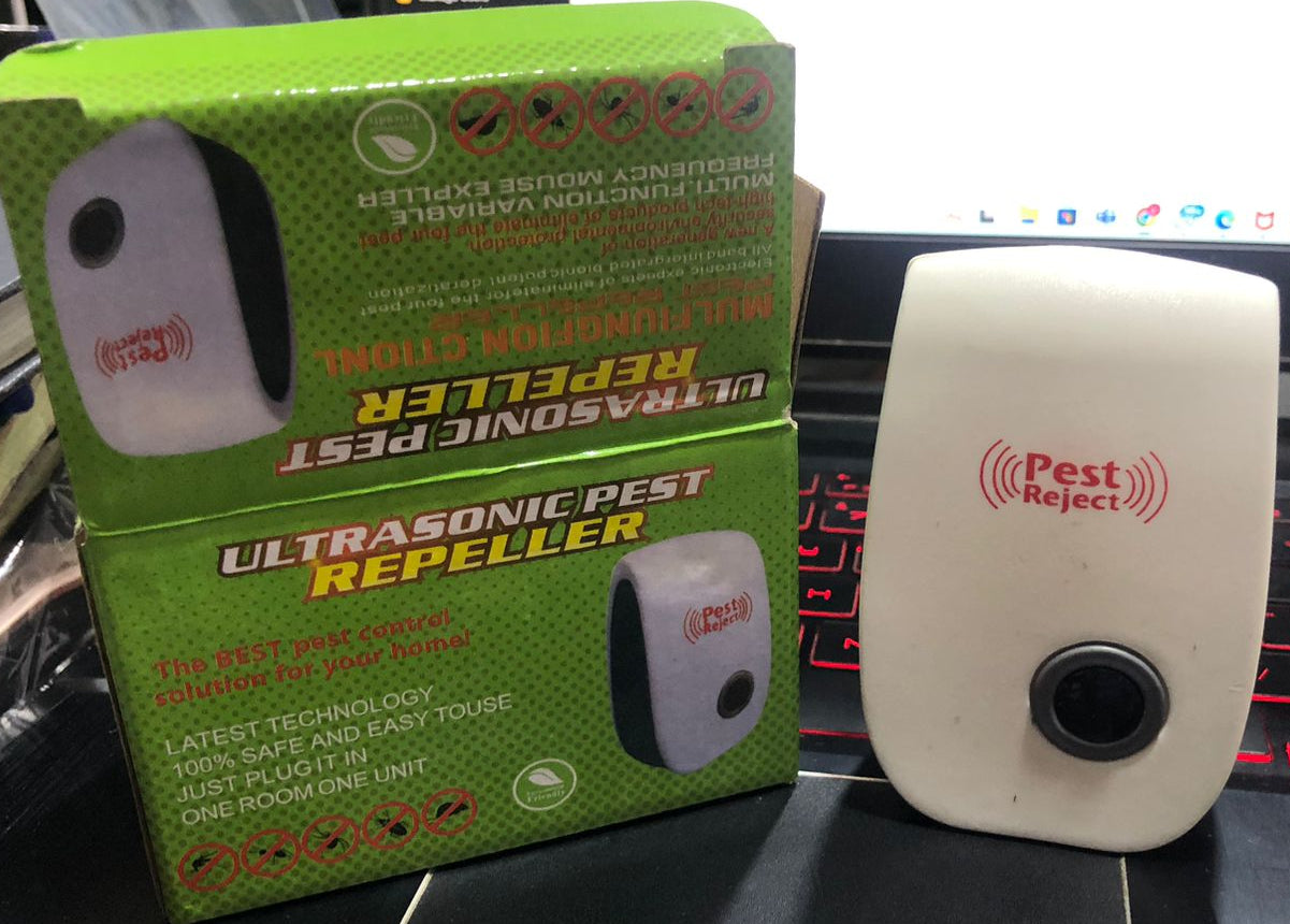 Electronic Ultrasonic Pest Repeller (Mosquito, Insect & Mouse Control)